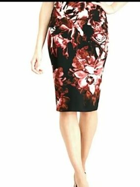 EUC Alfani Women's Black Wine Floral Scuba Knit Pencil Midi Skirt Stretch Size L